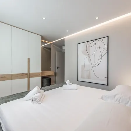 Elegance Coastal Appartamento Durrës